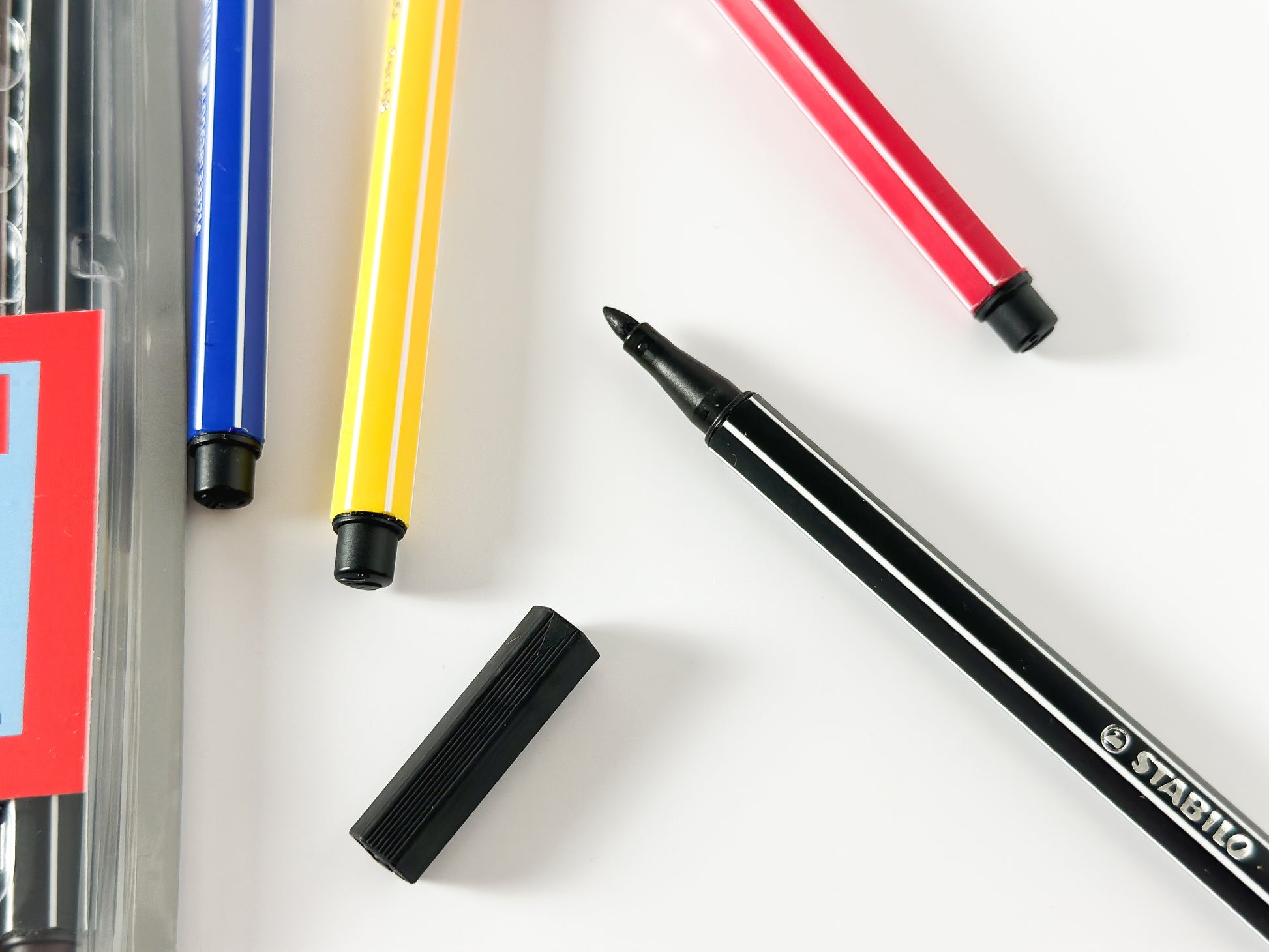 10-color Metallic Marker Pens